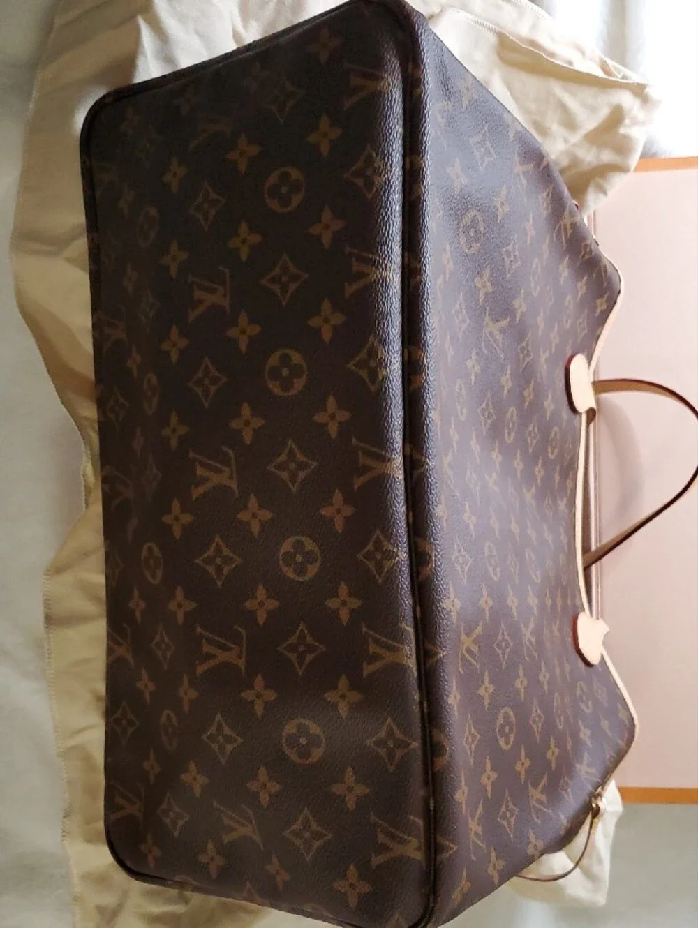Louis Vuitton iconic louis